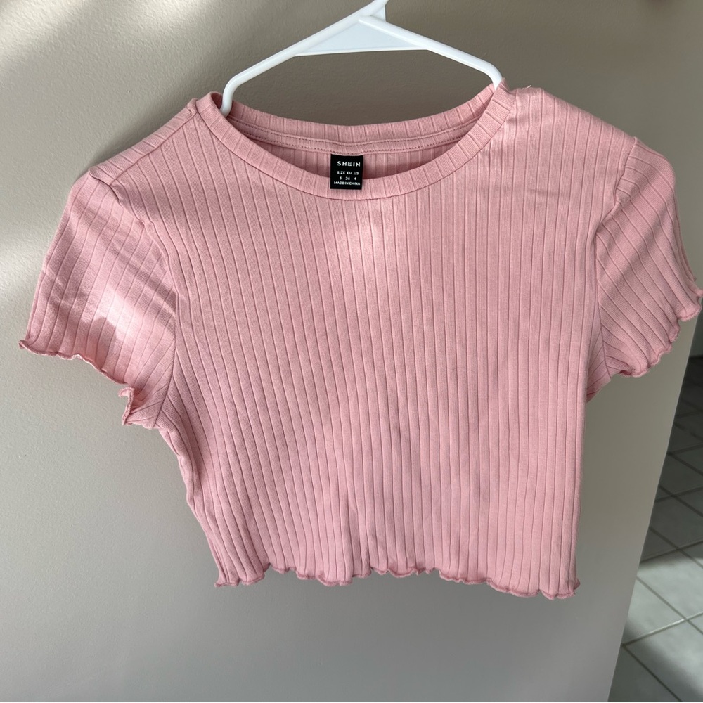 Cropped pink shirt size S in woman’s